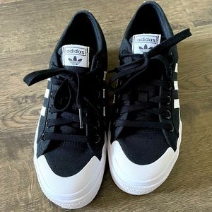 Adidas Nizza platform sneaker